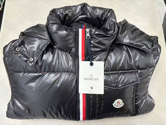 MNCLR Black Red White